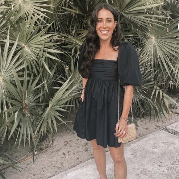 Abercrombie & Fitch Ruched Bodice Puff
Sleeve Mini Dress - Picture 1 of 3